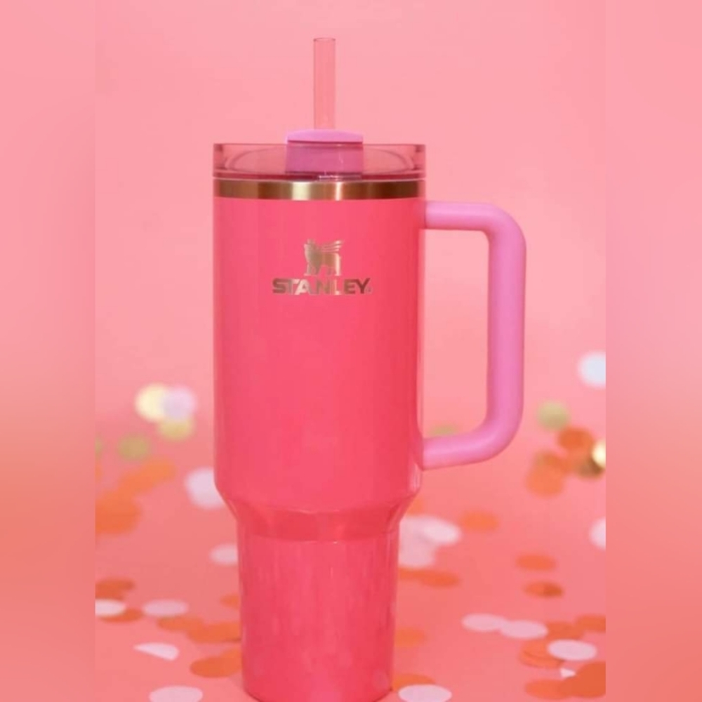 LIMITED EDITION STANLEY PINK PARADE